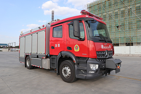 上海金盾特种车辆装备JDX5170GXFAP40/B5型压缩空气泡沫消防车