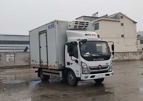 上海通利厢车HTL5041XLC-AB2型冷藏车
