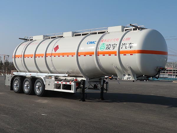 CLY9405GRYB3型易燃液体罐式运输半挂车图片