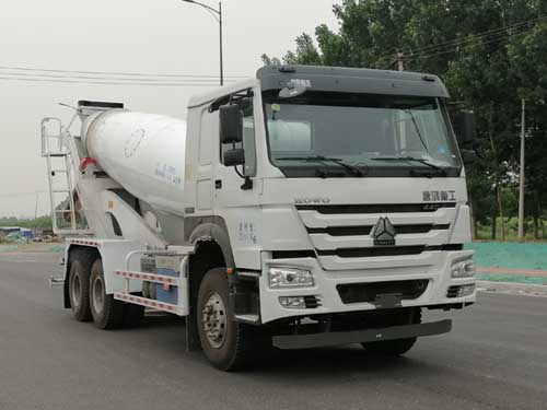 XT5250GJBF43型混凝土搅拌运输车