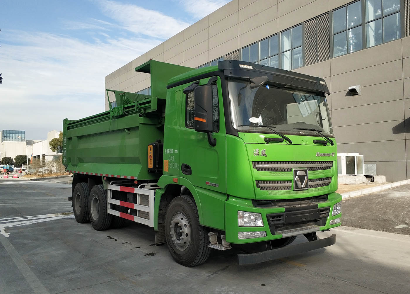 南京徐工汽车XGA5250ZLJN6WC型自卸式垃圾车