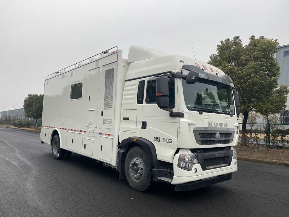 溧阳二十八所系统装备CEV5143XJE型监测车