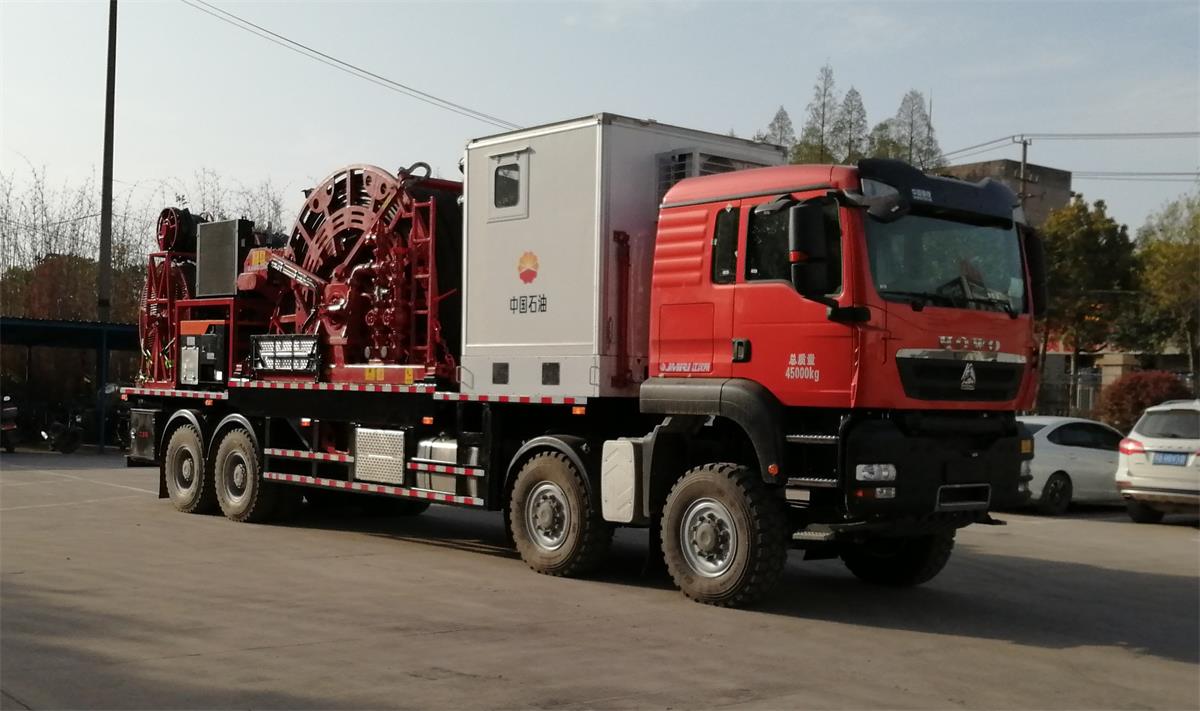 江汉机械研究所JJY5451TLG型连续油管作业车