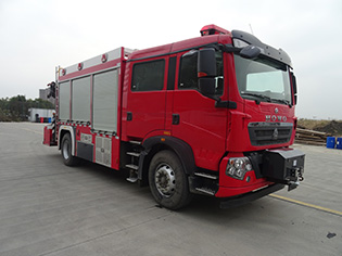 CLW5140TXFJY80/HW抢险救援消防车