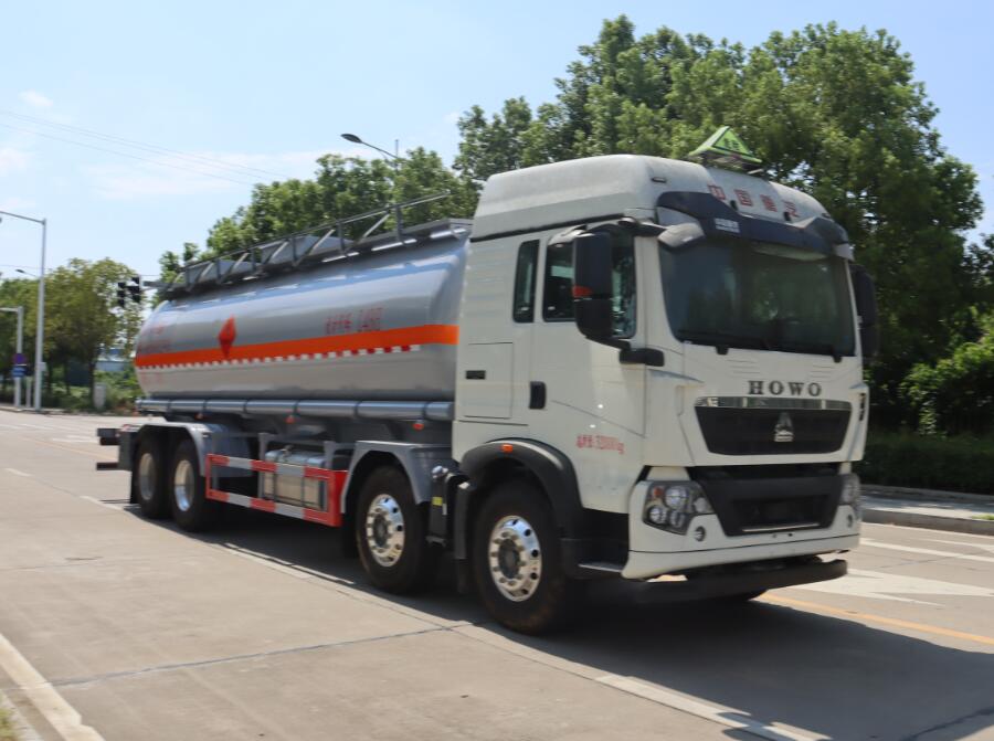 HLW5320GRYZ6型易燃液体罐式运输车图片