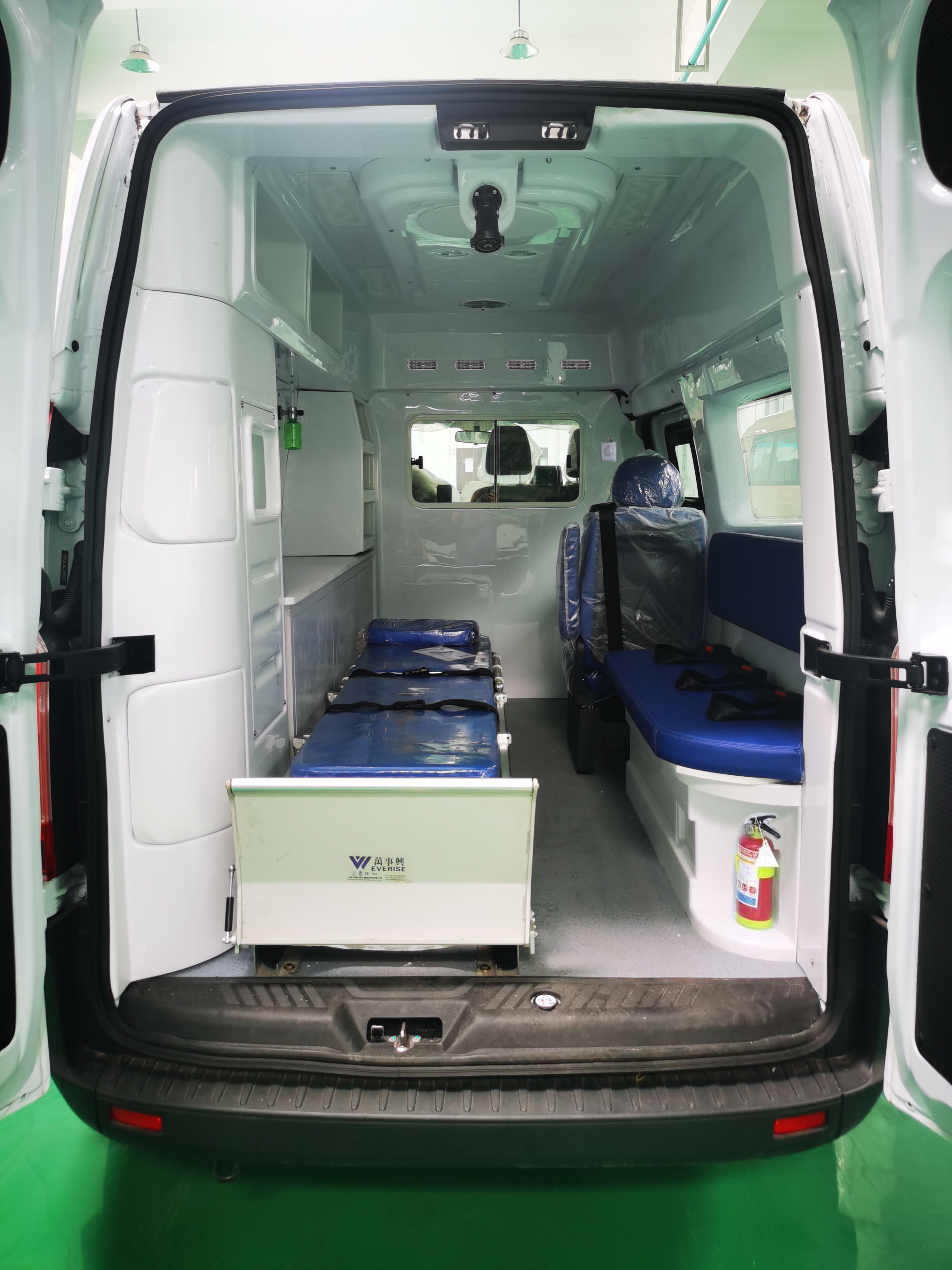 HKL5033XJHG6型救护车图片