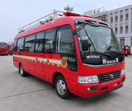  轻量化技术新突破，凌宇推出新一代半挂车干粉连用消防车