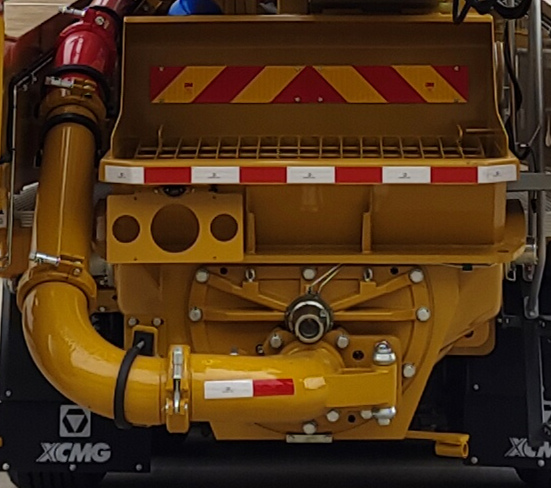 XZS5280THBZ型混凝土泵车图片