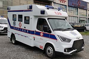 迪马救护车图片