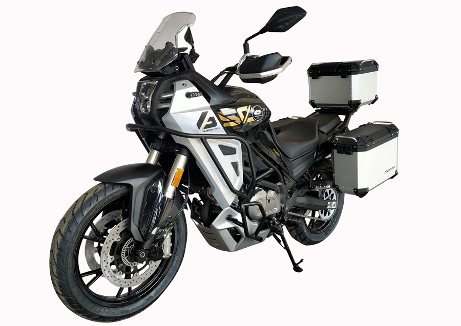 QJ650-16A型两轮摩托车图片