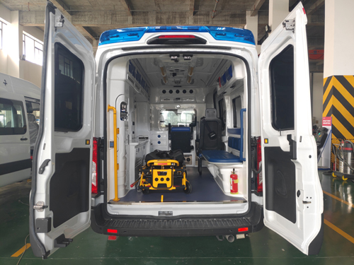 NBC5040XJH21型救护车图片