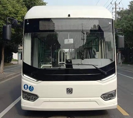 SWB6129EV02G型纯电动低地板城市客车图片