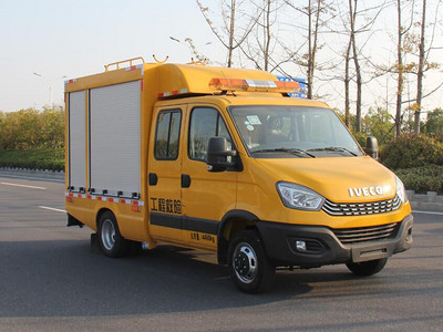 日本工程救险车图片