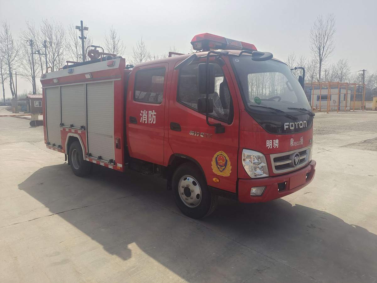 明骋水罐消防车图片