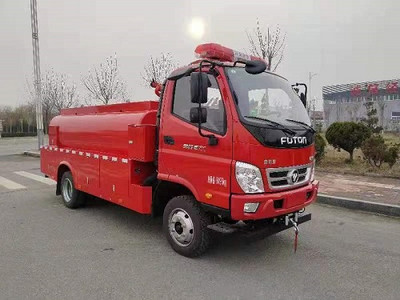 郑州水罐消防车图片