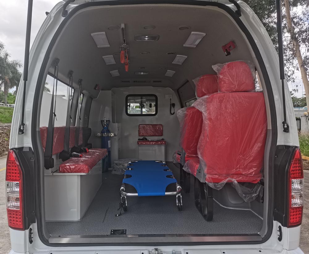 XMQ5032XJH26型救护车图片