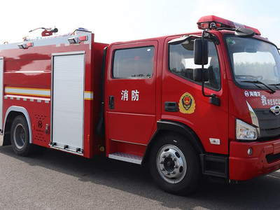 12吨水罐消防车的用途图片