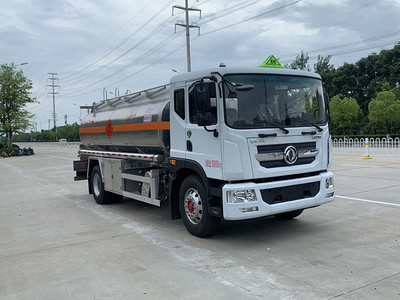 CLQ5180GYY6A铝合金运油车